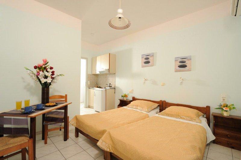 Ilios Stalis Aparthotel Kültér fotó